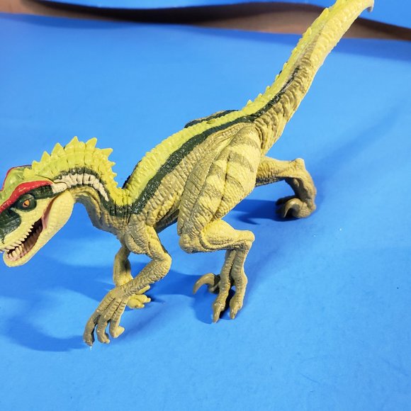 Jurassic Clash Dino Encounter Highly Detailed Raptor Dinosaur Figure Collectible - Picture 2 of 13